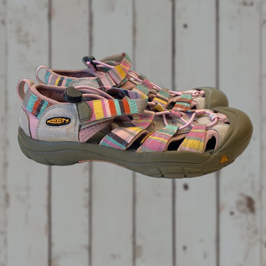 KEEN Keen Women’s Newport Waterproof Hiking Sandals 5 Pink Multi Color 1006567 Size US 5 / IT 35 - 1 Thumbnail