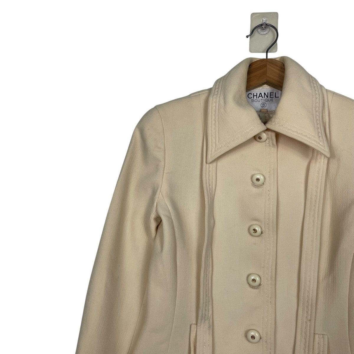 Chanel Vintage Chanel Boutique Light Brown Jacket Size XS / US 0-2 / IT 36-38 - 6 Thumbnail