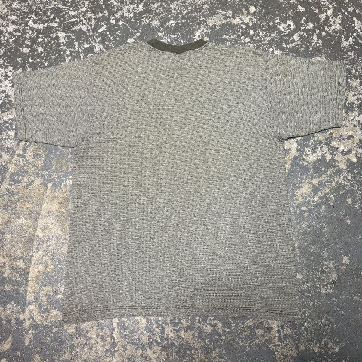 Vintage Vintage Gecko Hawaii Green/Brown Striped 90s Tshirt Size US XL / EU 56 / 4 - 6 Thumbnail