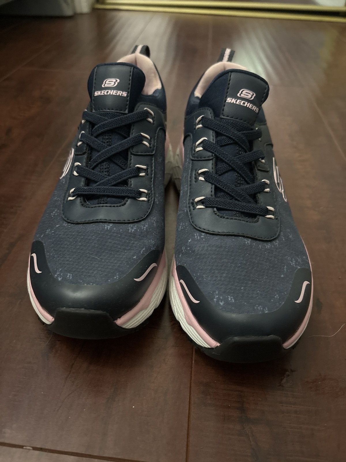 SKECHERS Black and Pink Size US 6 / IT 36 - 2 Thumbnail