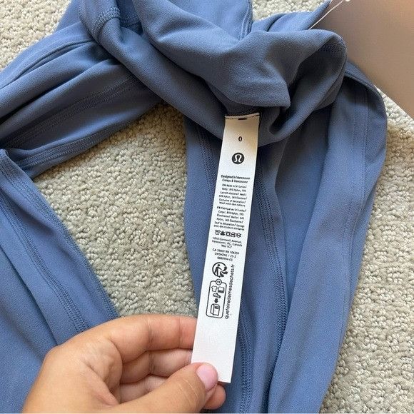 Lululemon lululemon Nulu Mesh Panels High-Rise Tight 25" Washed Denim Size 25" / US 0 / IT 36 - 12 Thumbnail