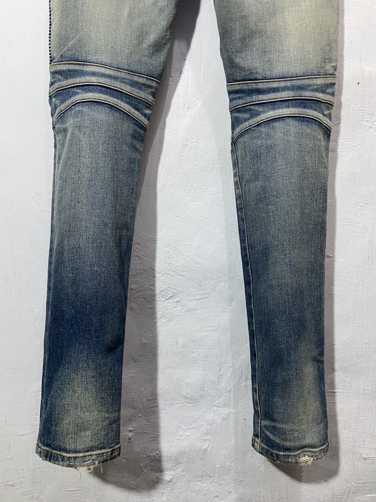 Balmain Balmain Denim Distressed Jeans moto bike Size US 31 - 17 Thumbnail