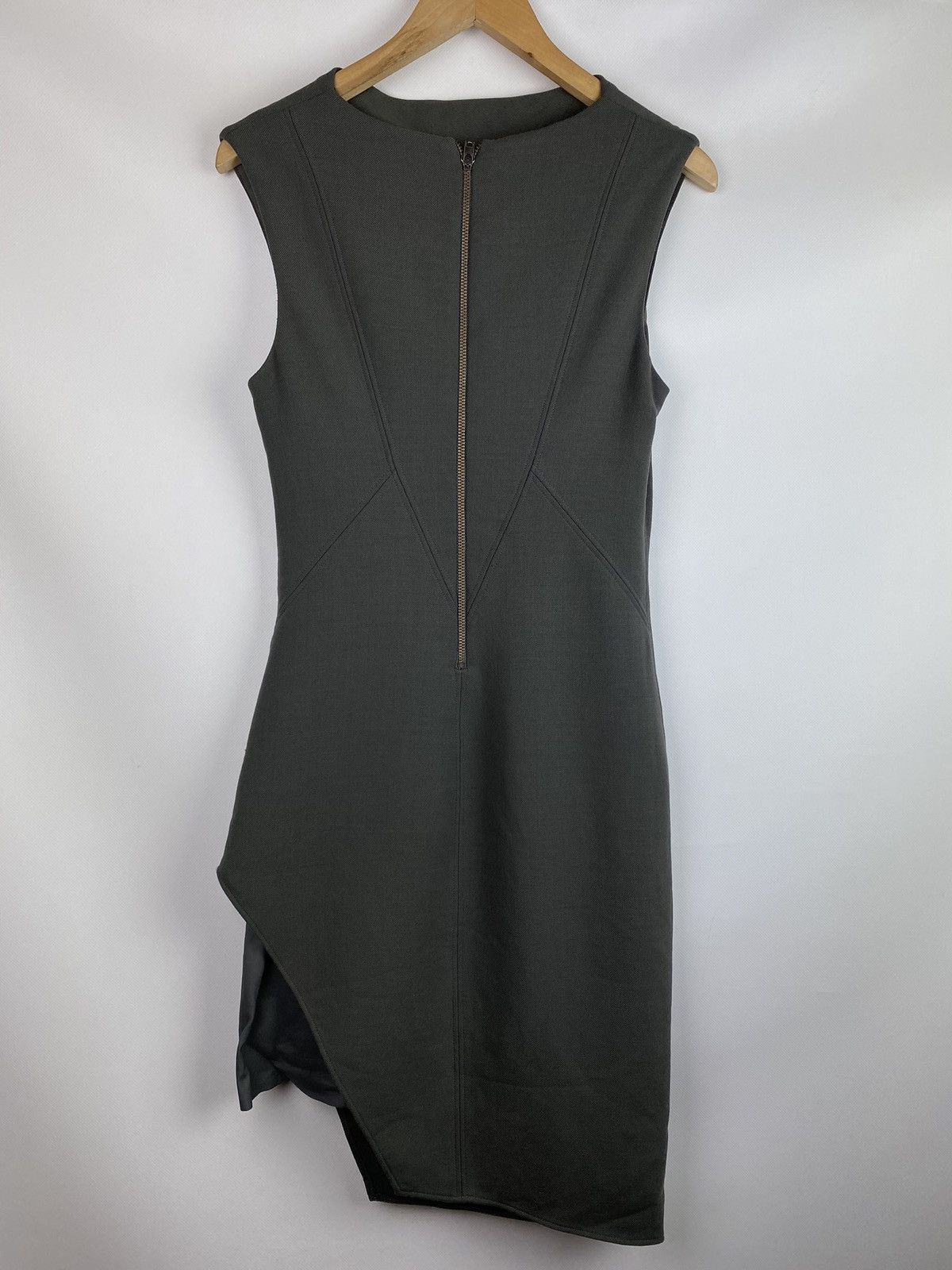 Helmut Lang Helmut Lang ladies assymetrical sleeveless dress size 6 Size M / US 6-8 / IT 42-44 - 8 Thumbnail