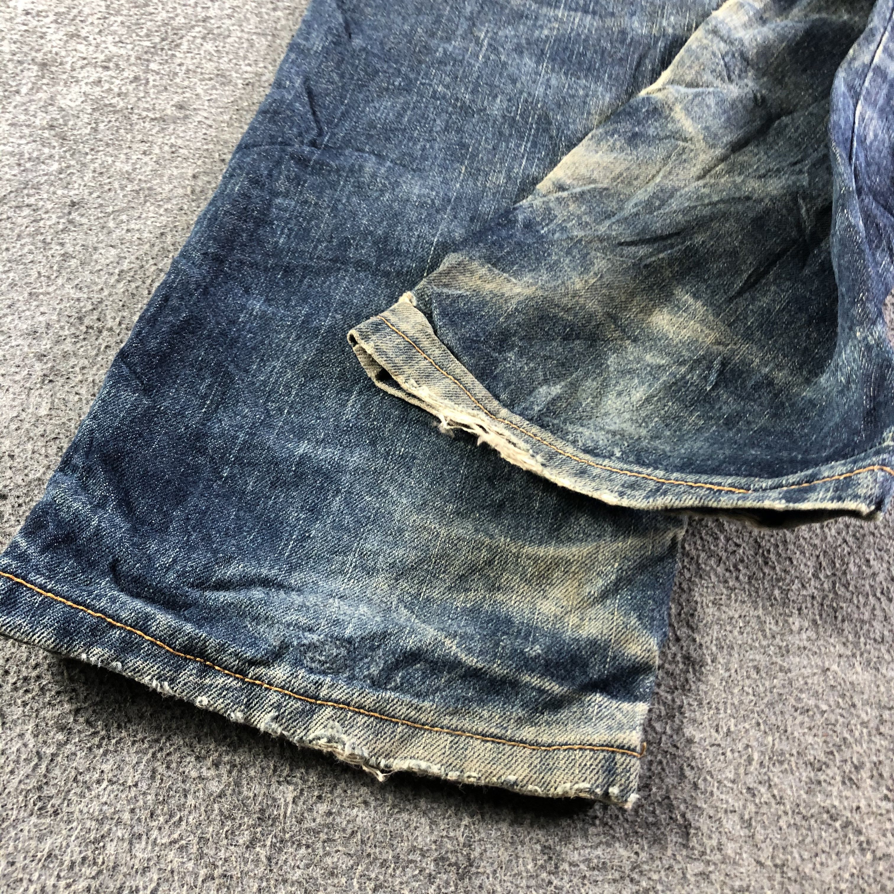 Vintage Vintage Blue Wash XLarge Jeans-J3945 Size US 33 - 5 Thumbnail