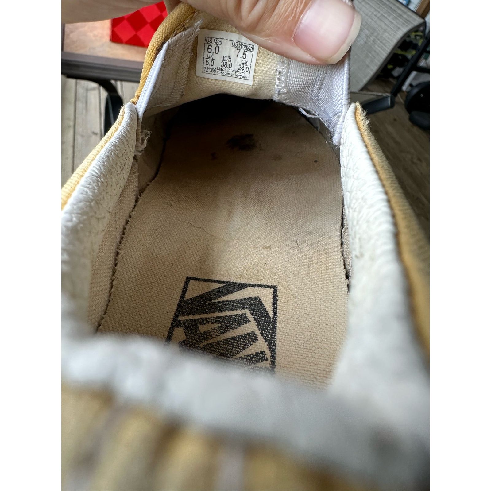 Vans VANS Classic Slip On Checker Yellow&White Men 6/Wo7.5 Skater Size US 6 / EU 39 - 12 Thumbnail