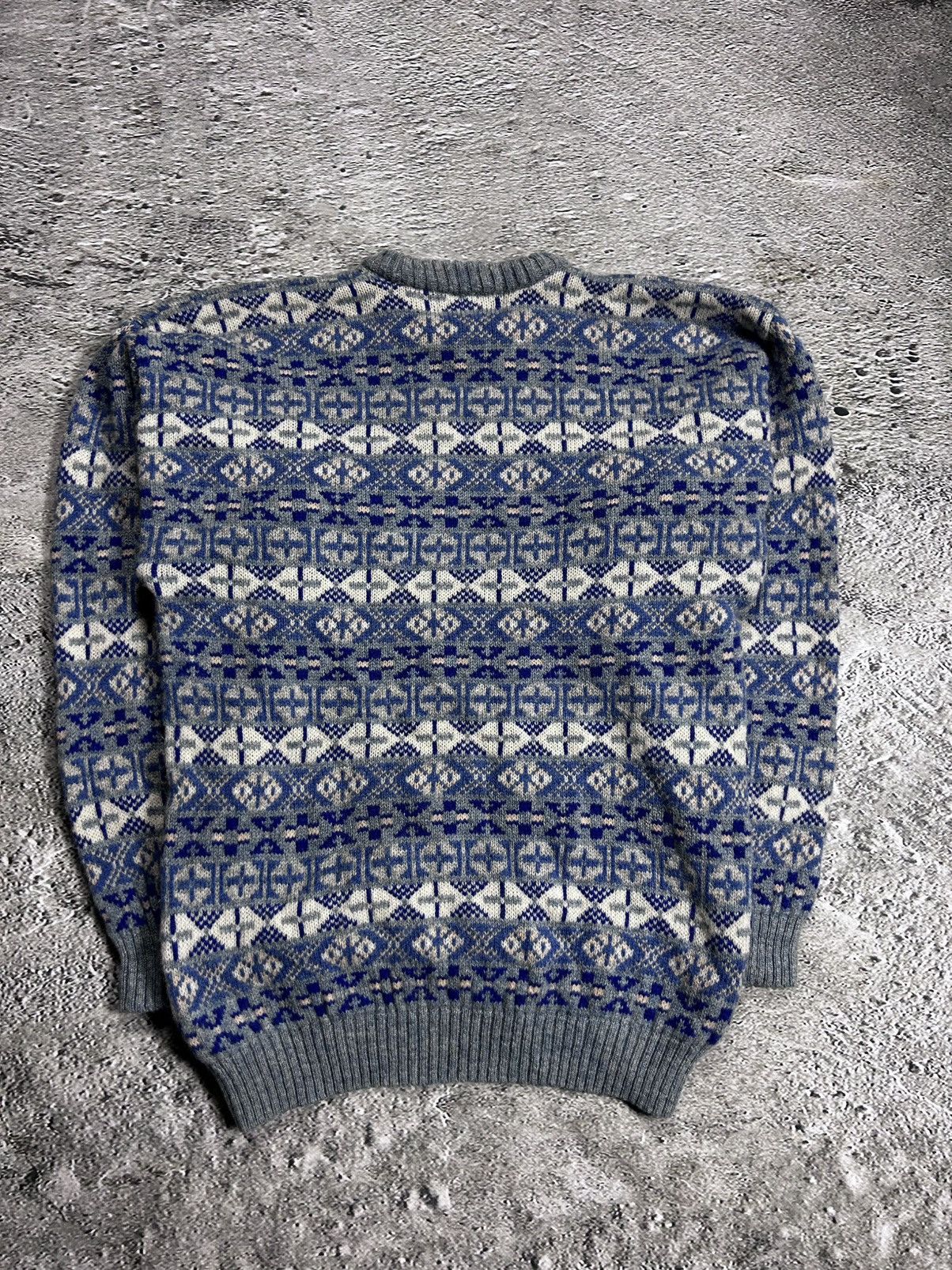 Vintage Vintage Glenugie Of Scotland 100% Wool Cardigan Sweater Size US S / EU 44-46 / 1 - 9 Thumbnail