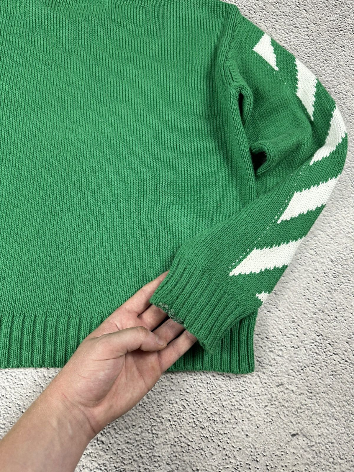 Off-White Off-White Kids Green Helvetica Sweater Y2K Size US XS / EU 42 / 0 - 9 Thumbnail
