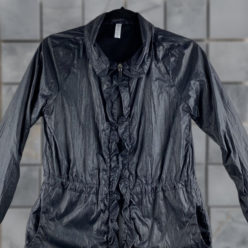 Gap Gap Windbreaker Jacket Womens XS Black Full Zip Softshell Rip Stop Size XS / US 0-2 / IT 36-38 - 1 Thumbnail