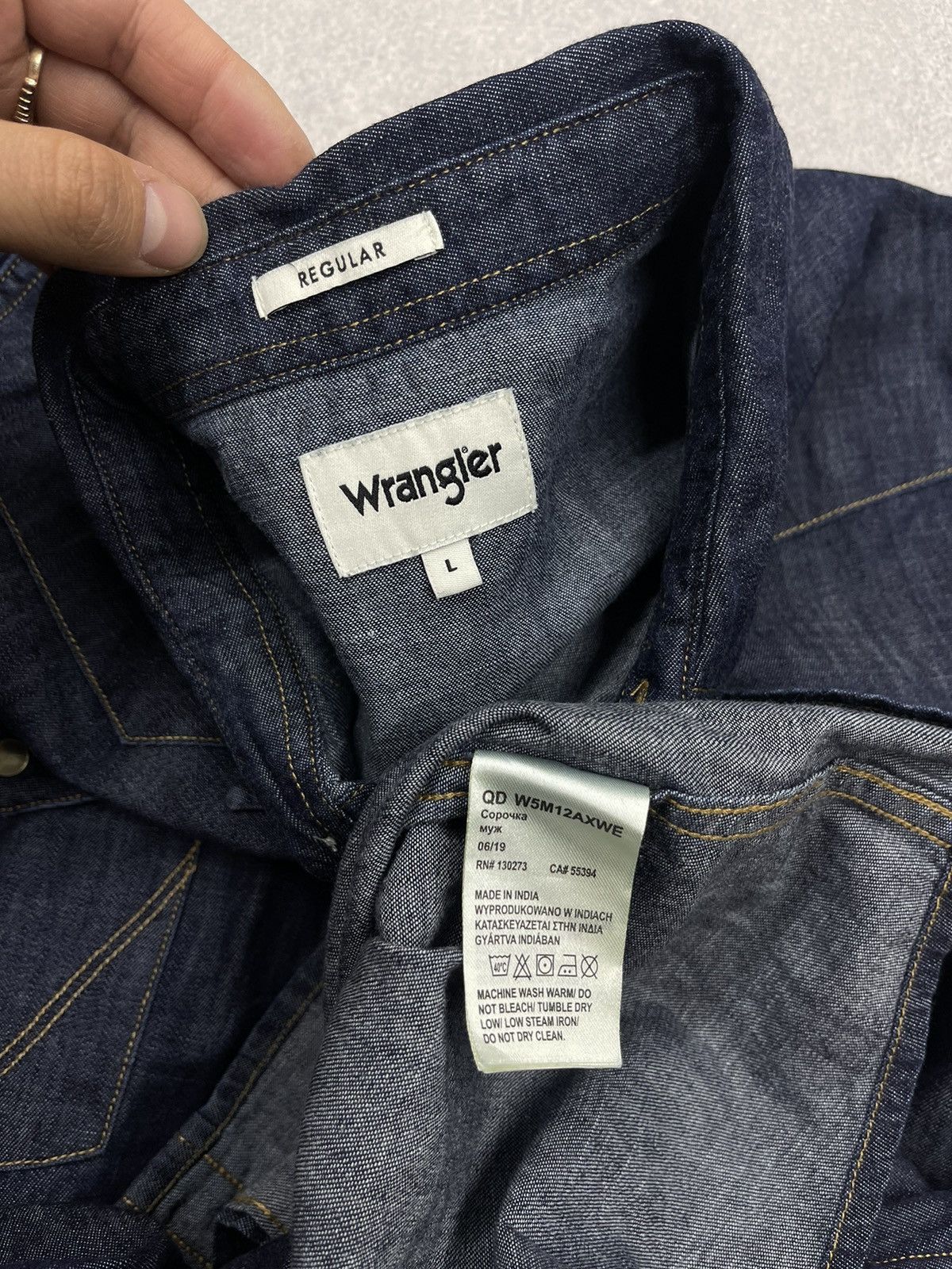 Wrangler Mens Wrangler Western Denim Shirt Navy Size L Size US L / EU 52-54 / 3 - 7 Thumbnail