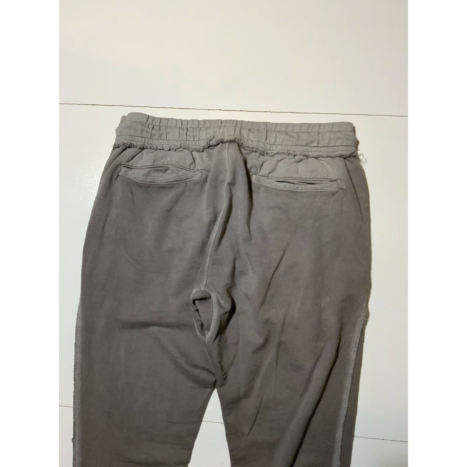 Vintage VINTAGE Cotton Citizen Sweatpants Jogger Distressed Made In USA Gray XXL Mens Pants Activewear 40W 32In 44In USA Theme Contemporary Tailored Casual Size US 39 - 7 Thumbnail