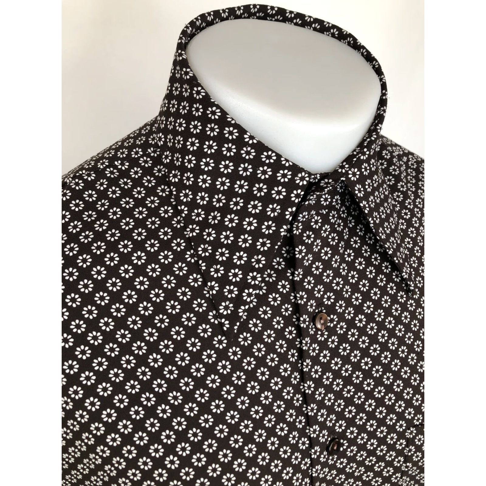 Sears KINGS ROAD / SEARS BEST Floral Disco Collar Shirt L Brown 1970s Long Sleeve Button-Front Boho Hippie Mens Size US L / EU 52-54 / 3 - 3 Thumbnail