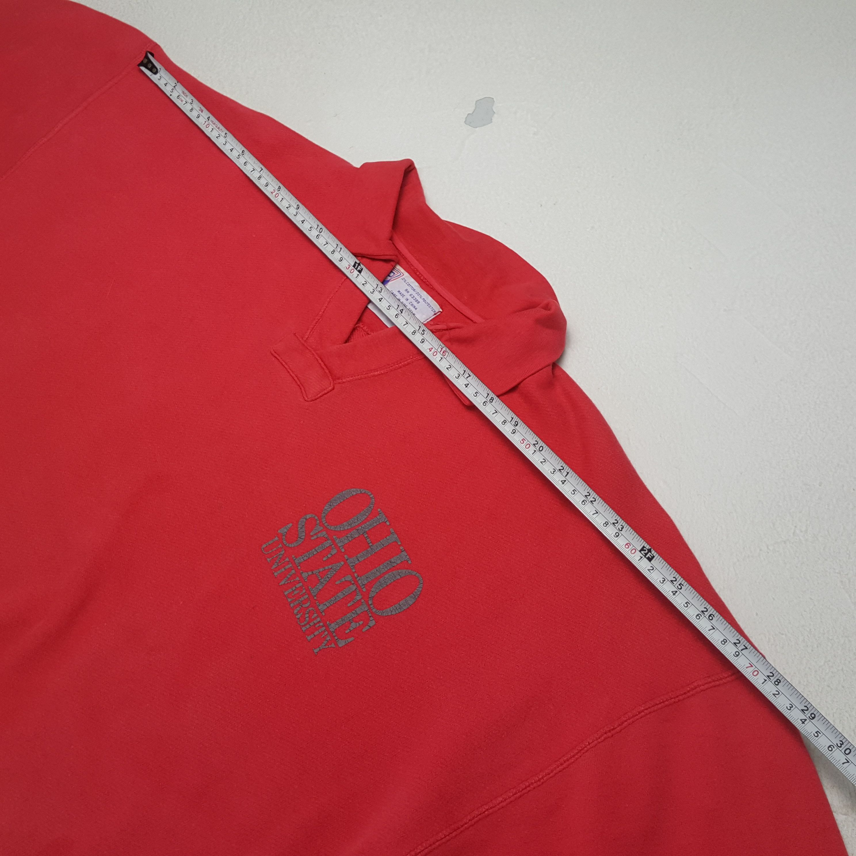 Vintage OHIO STATE UNIVERSITY Streetwear Style Sweatshirts