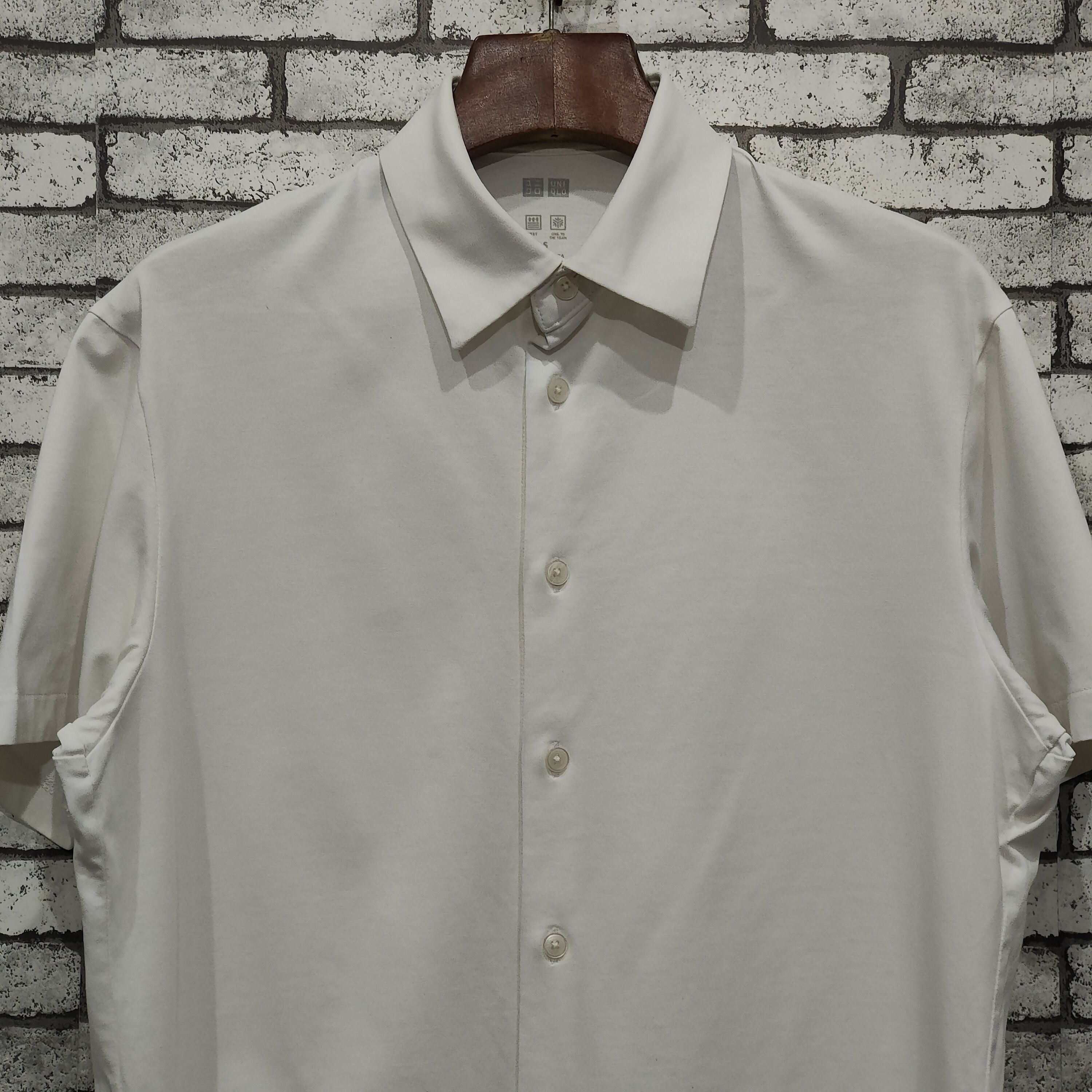 Uniqlo 🔥Uniqlo shirt Size US S / EU 44-46 / 1 - 2 Thumbnail
