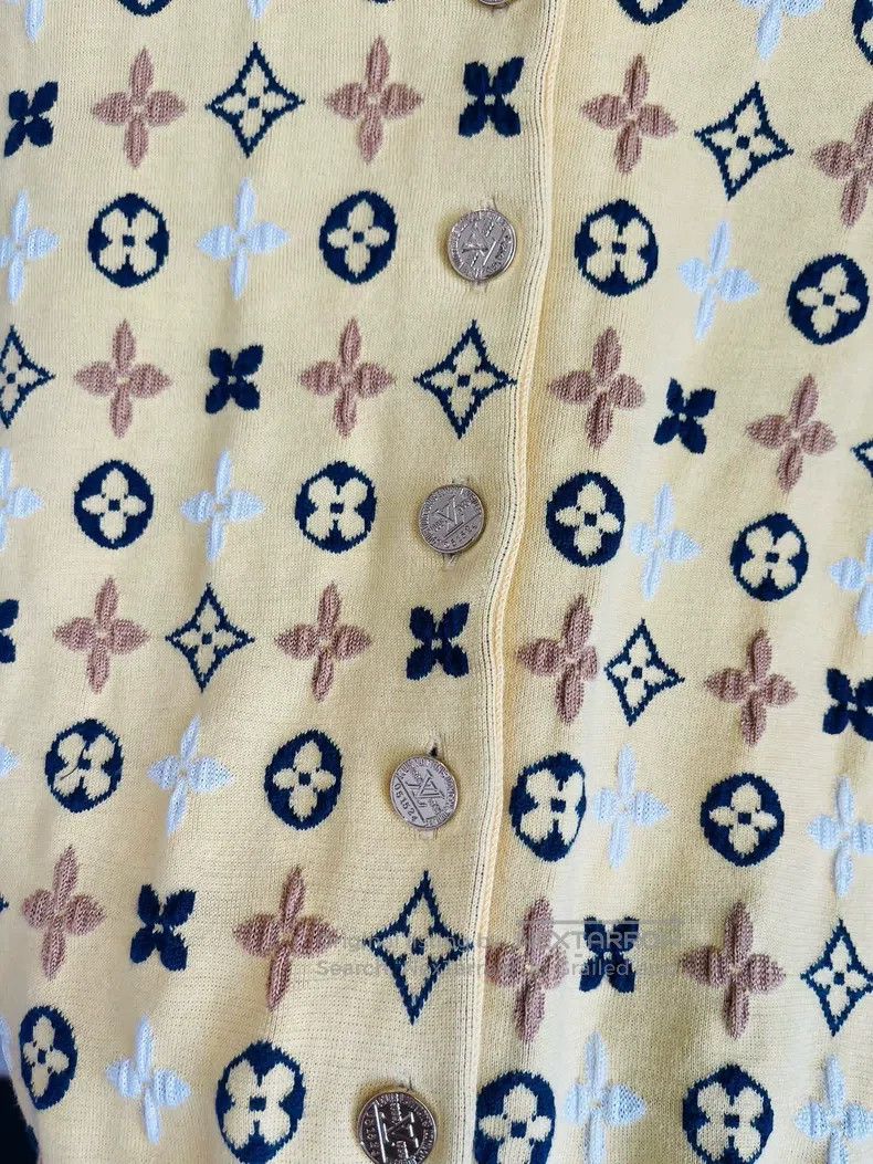 Louis Vuitton Louis Vuitton Yellow presbyopic slim stretch knit cardigan Size XS / US 0-2 / IT 36-38 - 3 Thumbnail