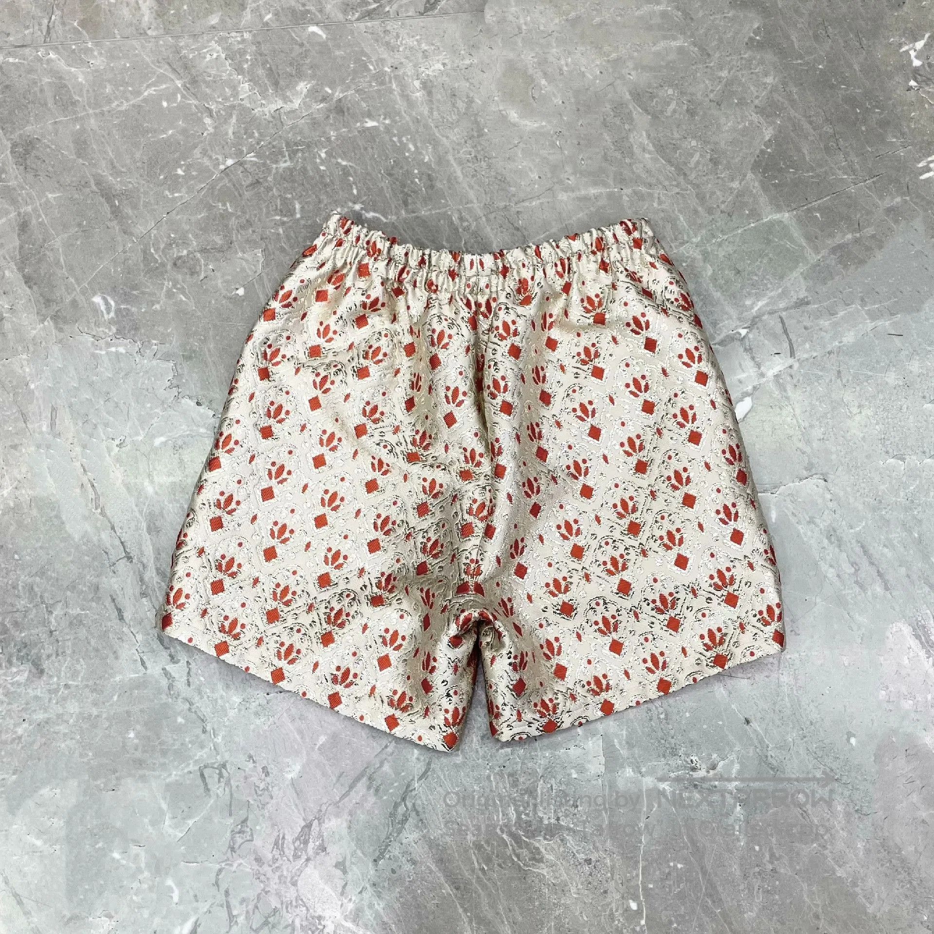Gucci Gucci Gold Thread Embroidered Shorts. Size US 30 / EU 46 - 2 Thumbnail