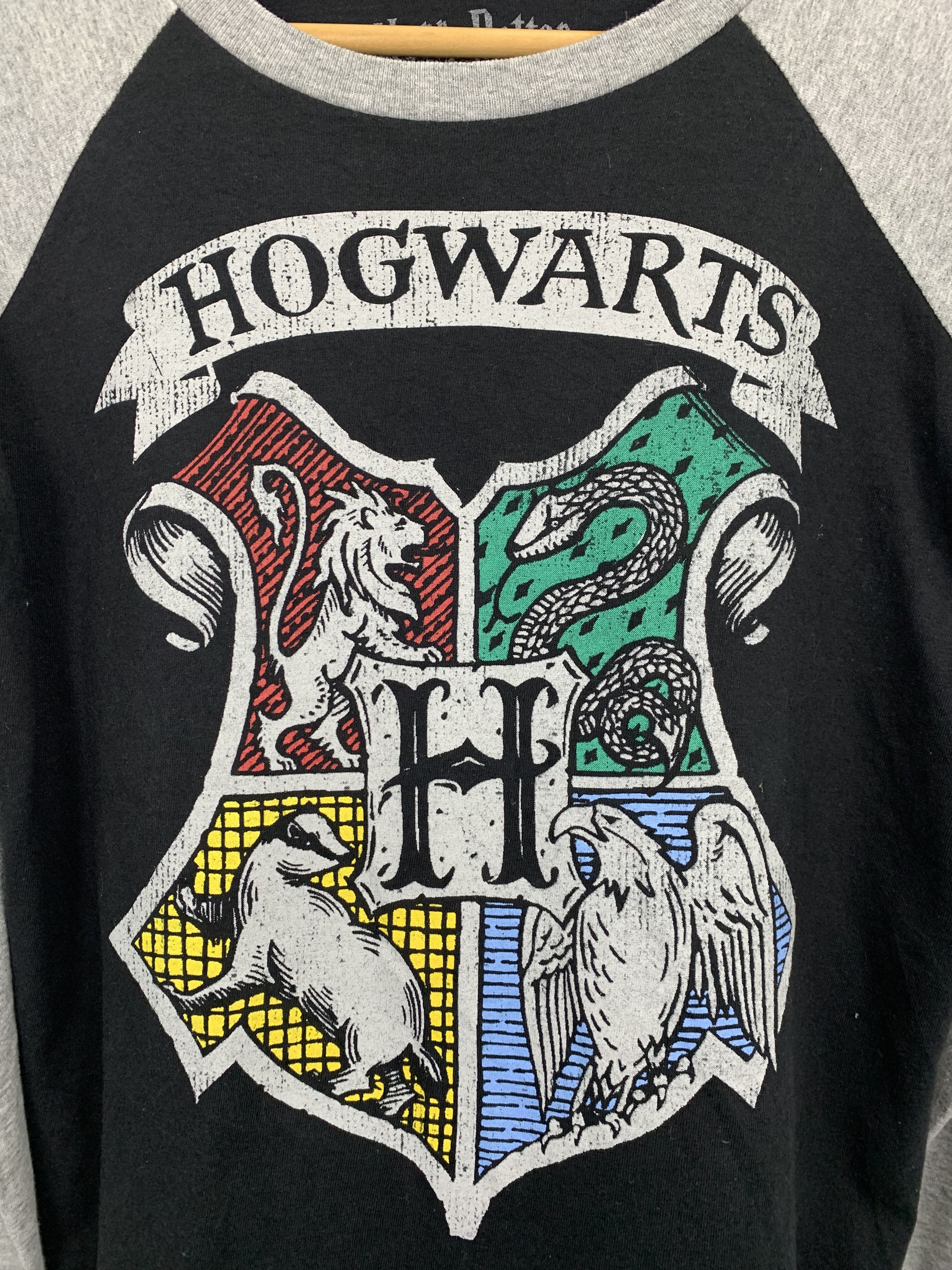 Other Harry Potter Hogwarts Longsleeve Tee TA0135 Size US XL / EU 56 / 4 - 5 Thumbnail