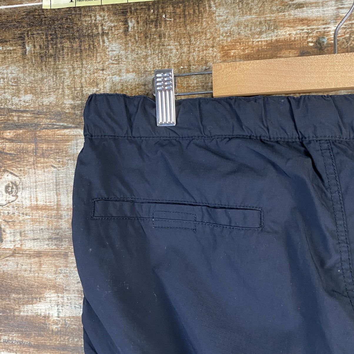 Japanese Brand × Uniqlo DL Uniqlo Dark Blue Cargo Multipocket Pants #C1129 Size US 33 - 17 Thumbnail
