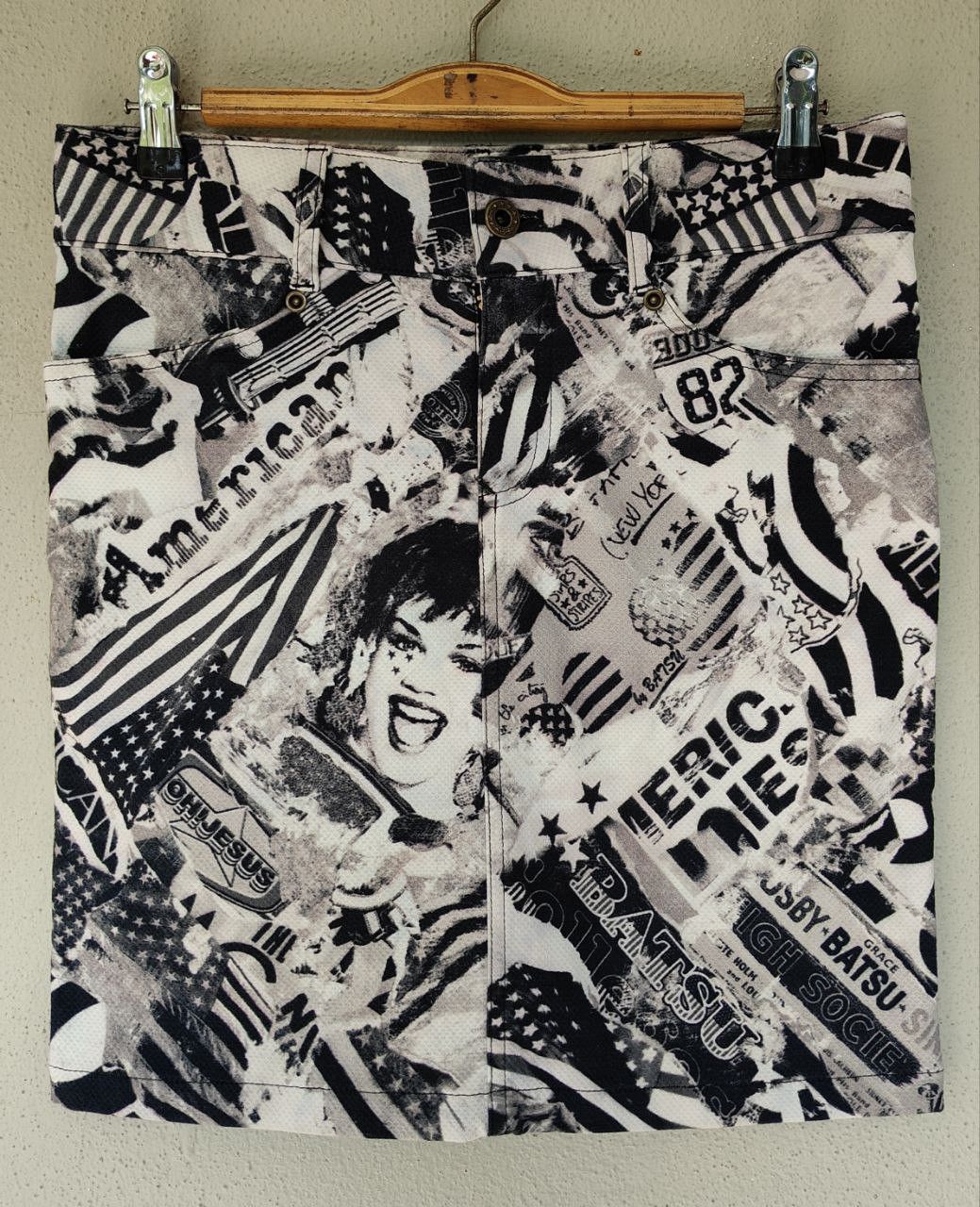 Beauty Beast Batsu Printed Skirt hysteric Size 29" - 6 Thumbnail