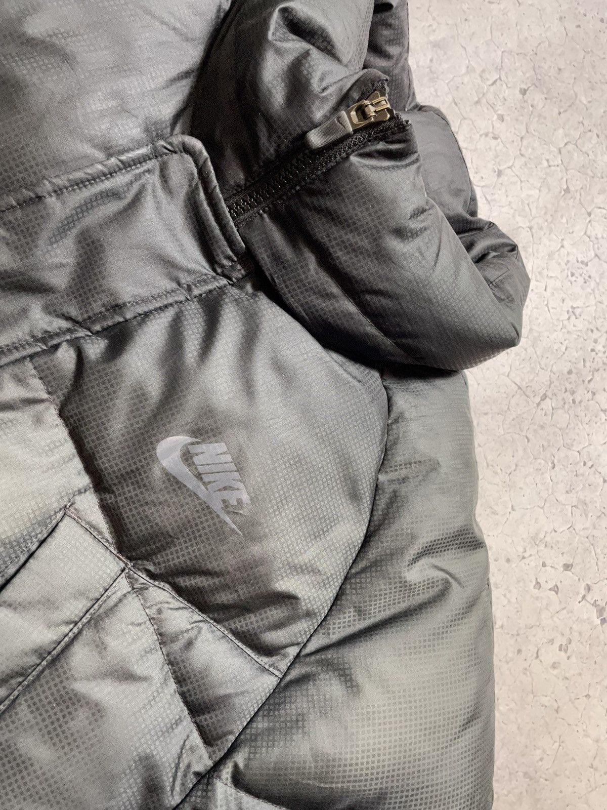 Nike Vintage Down Puffer Jacket Nike Swoosh Y2K Drill 550 Size US L / EU 52-54 / 3 - 6 Thumbnail