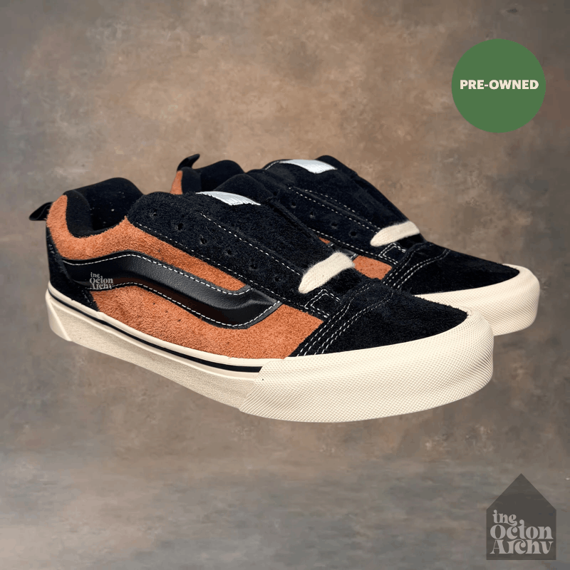 Disney × Vans Vans Knu Skool x Disney 'Lion King - Scar' VN0009QCYS8 Size US 9 / EU 42 - 1 Thumbnail