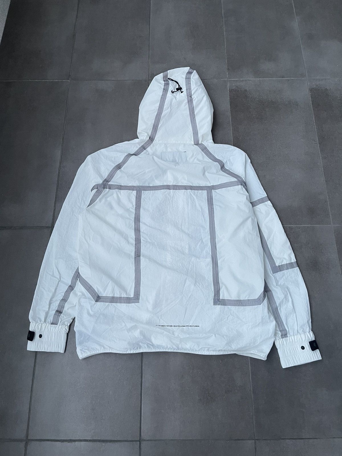 Tobias Birk Nielsen !DS! SS23 Iso Poetism Tobias Birk Nielsen White Nylon Jacket Size US L / EU 52-54 / 3 - 13 Thumbnail