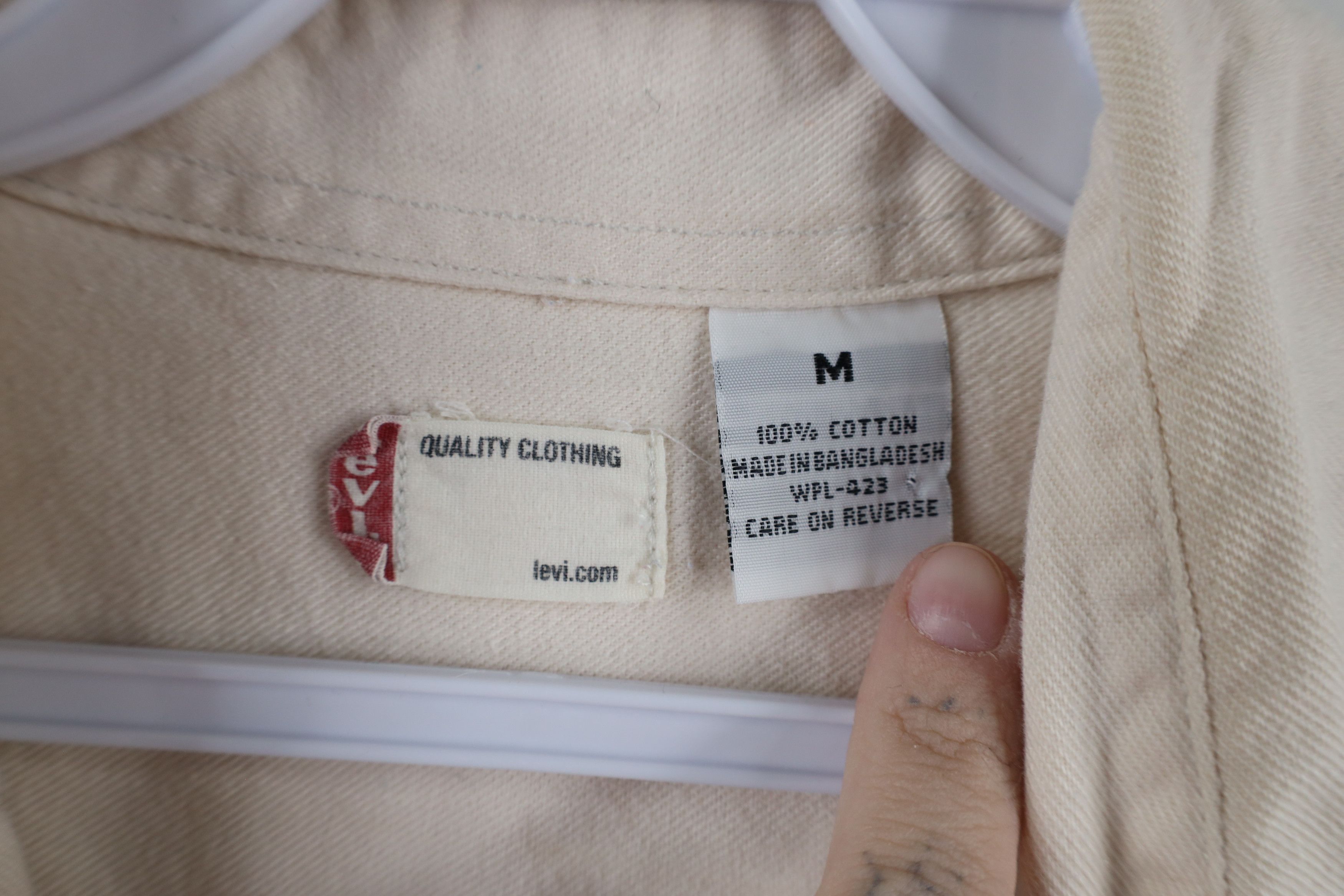 Levi's × Vintage Vintage Y2K 2003 Levis Collared Button Shirt Cream Cotton Size US M / EU 48-50 / 2 - 10 Thumbnail