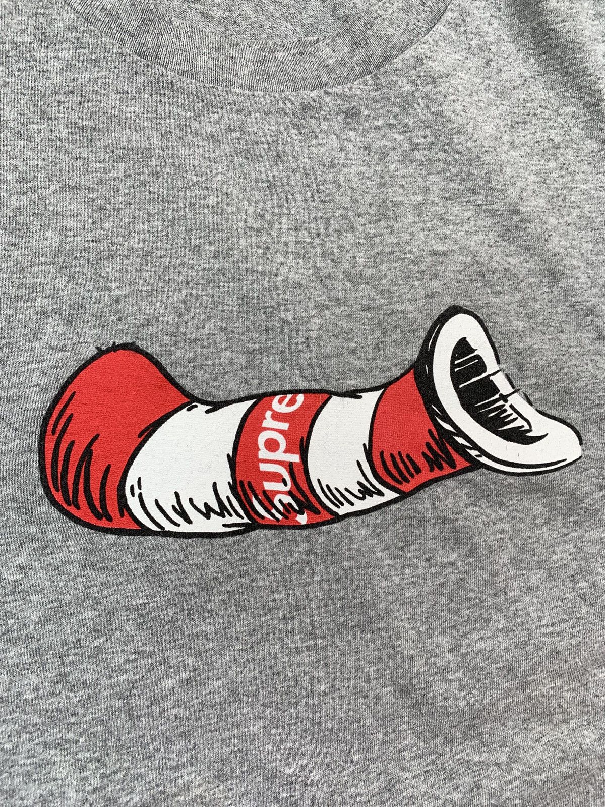 Supreme Supreme Cat In The Hat Grey T-Shirt Men’s Size L Size US L / EU 52-54 / 3 - 4 Thumbnail