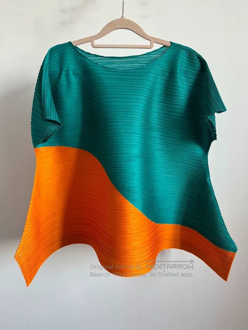 Issey Miyake Issey Miyake Color-block Short-sleeve Top Size L / US 10 / IT 46 - 1 Thumbnail