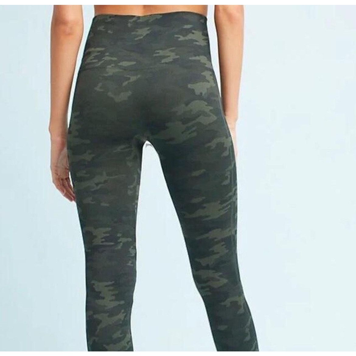 Spanx Spanx Look At Me Now Leggings Camo Seamless L Utility Gorp Size 34" / US 12 / IT 48 - 1 Thumbnail