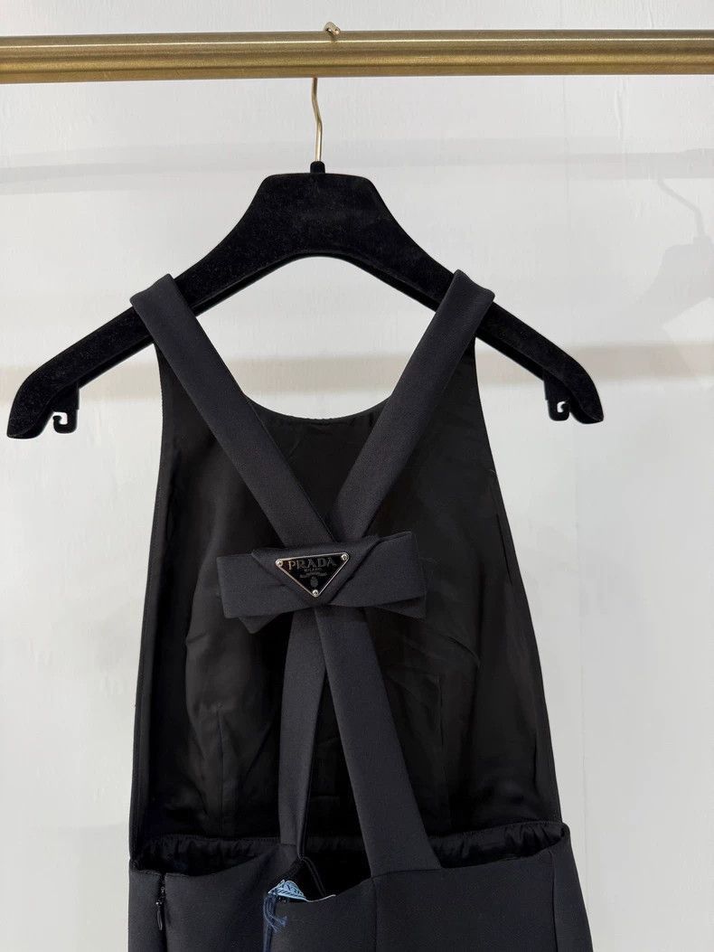 Prada New Prada Black OpenBack Dress with Bow-2506 Size S / US 4 / IT 40 - 4 Thumbnail
