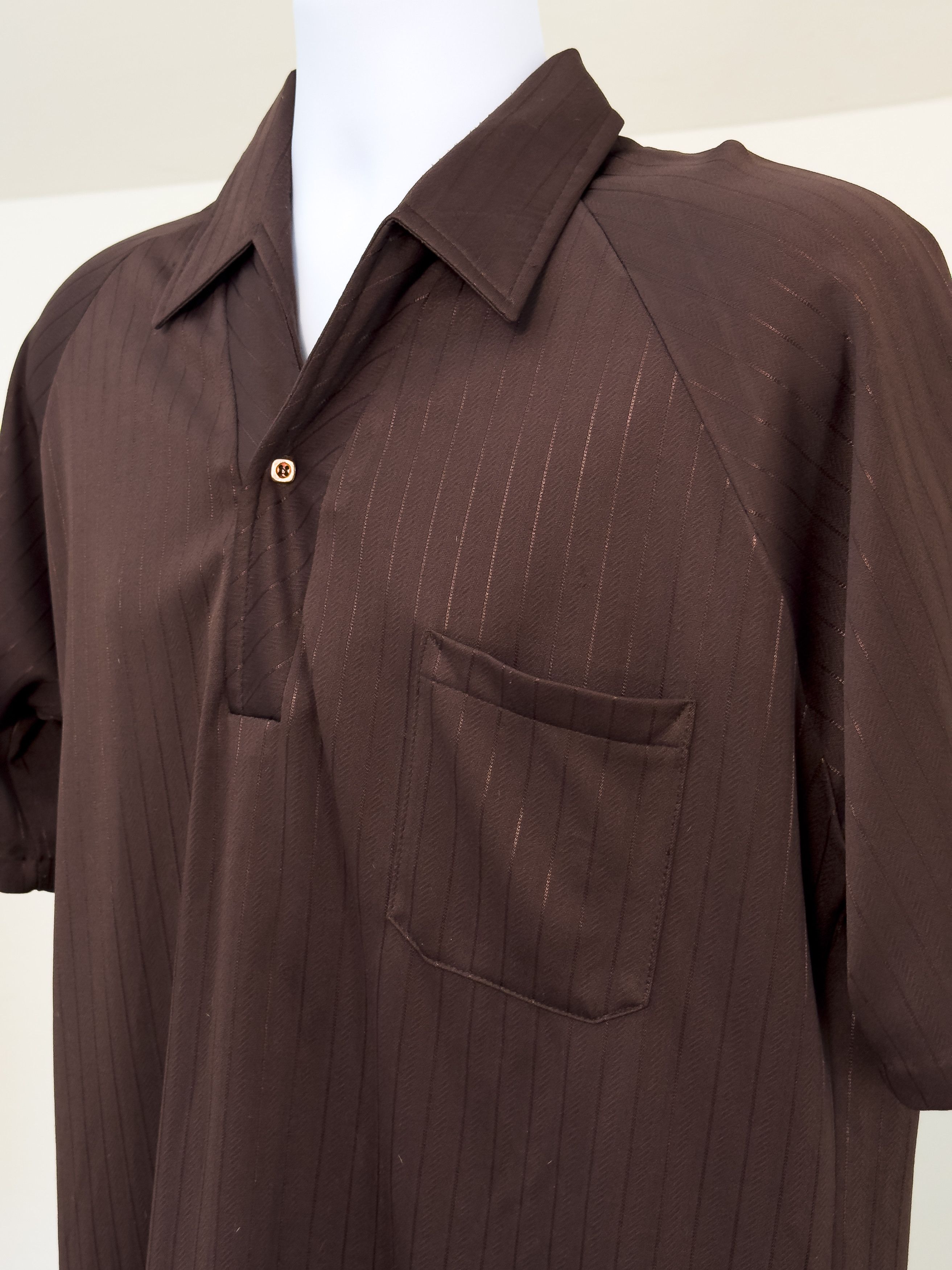 Lilly Dache Vintage Lilly Daché Brown Ribbed Short Sleeve Polo Shirt Size US L / EU 52-54 / 3 - 2 Thumbnail