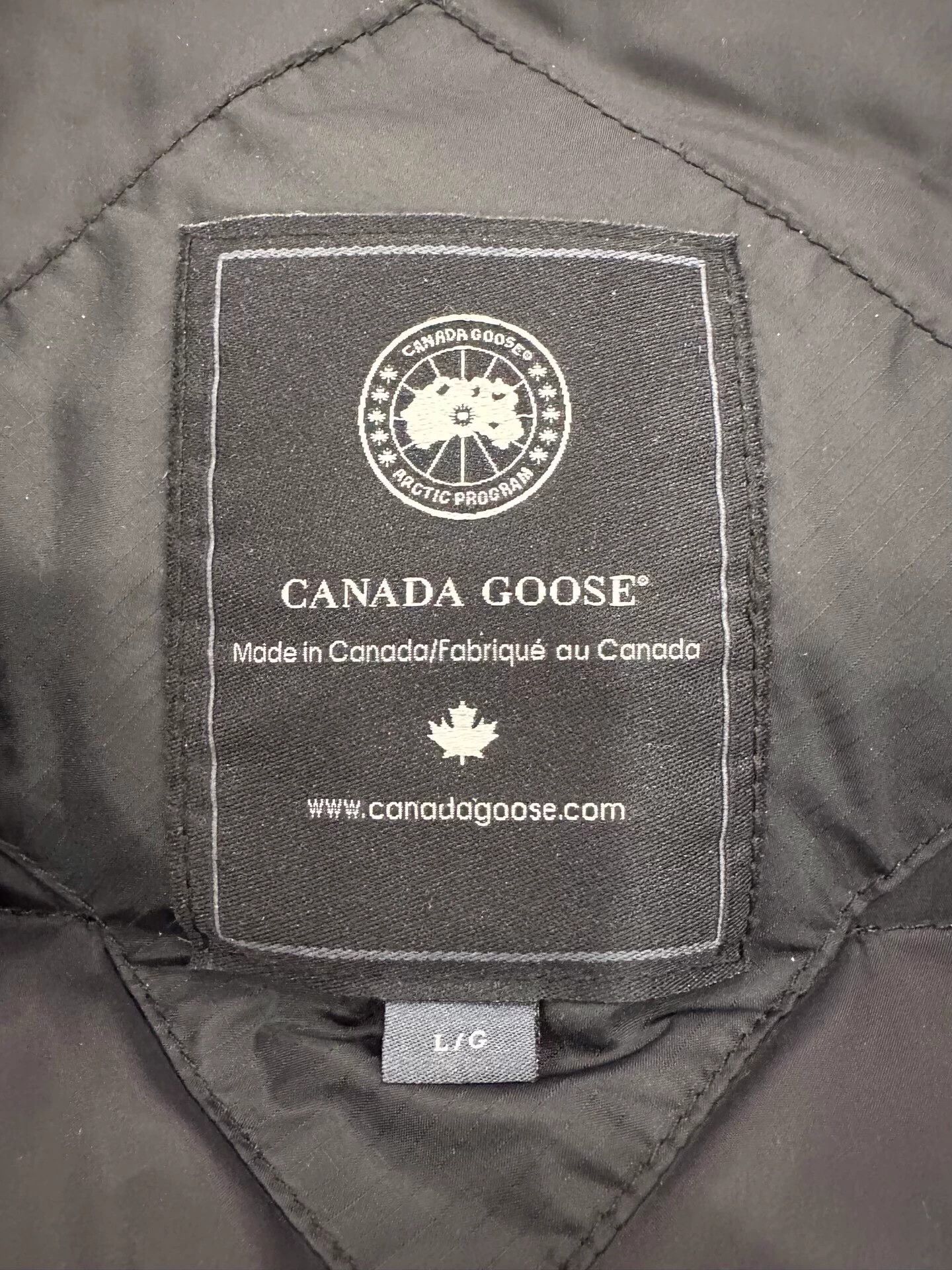 Canada Goose Canada Goose x Barneys NY Men's Blk Down Jacket L Side Logo Size US L / EU 52-54 / 3 - 5 Thumbnail