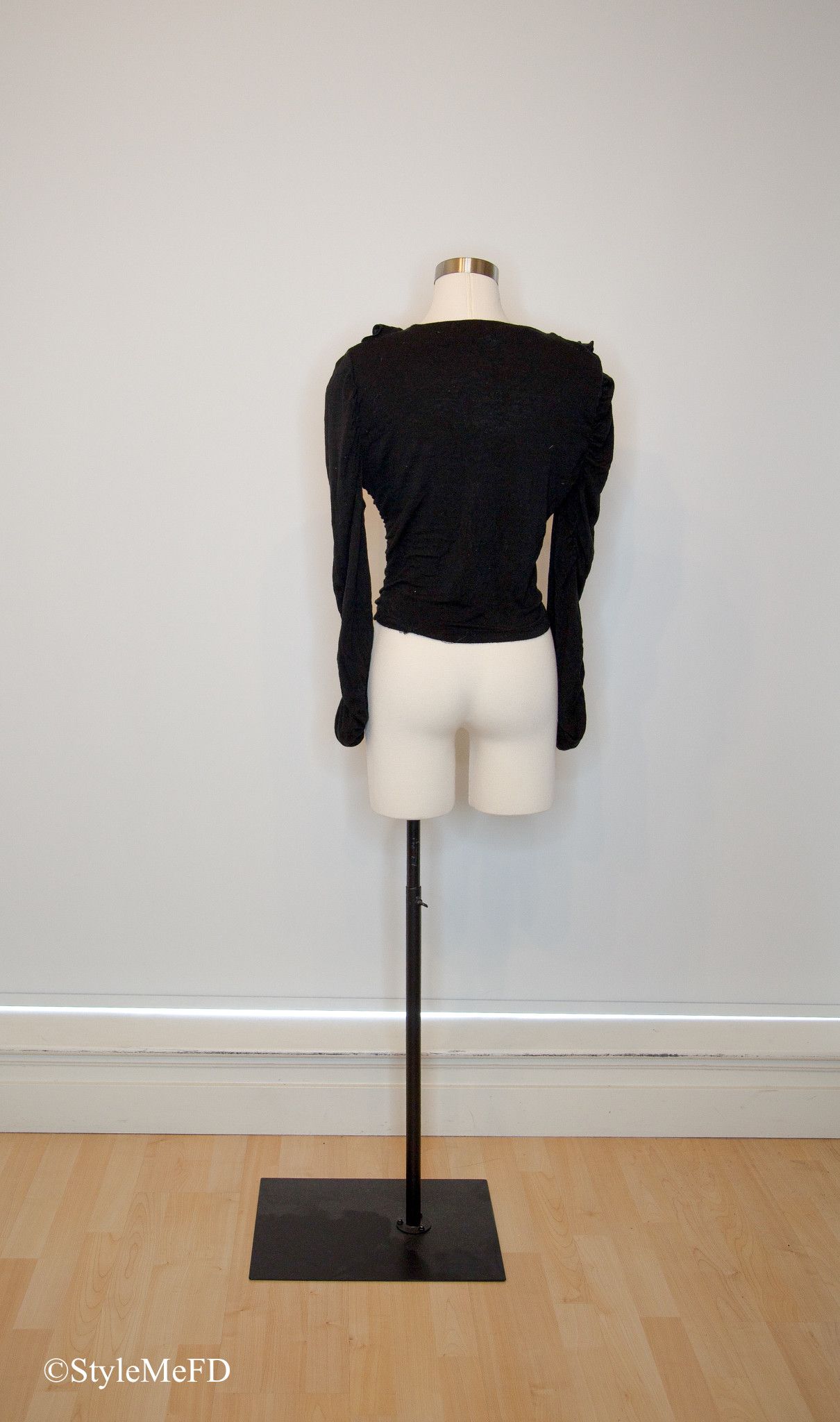 Unknown London Tatch "Marge" Jersey Blouse with Floral Accent Size L / US 10 / IT 46 - 3 Thumbnail