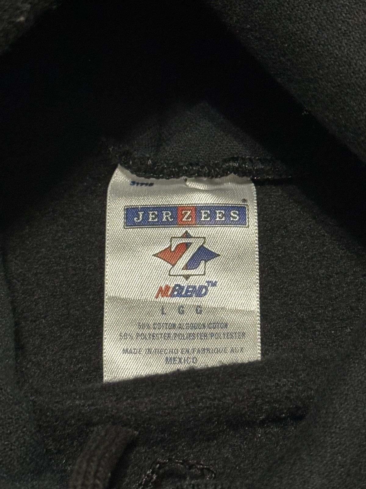 Vintage Vintage Y2K Skull Cross Bones Jnco Grunge Skater L Hoodie Size US L / EU 52-54 / 3 - 5 Thumbnail