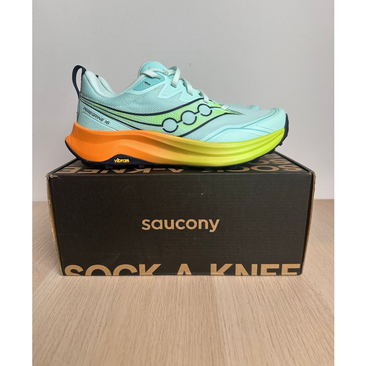 Saucony Peregrine 16 Blue Running Sneaker -New Sample -7.5 W