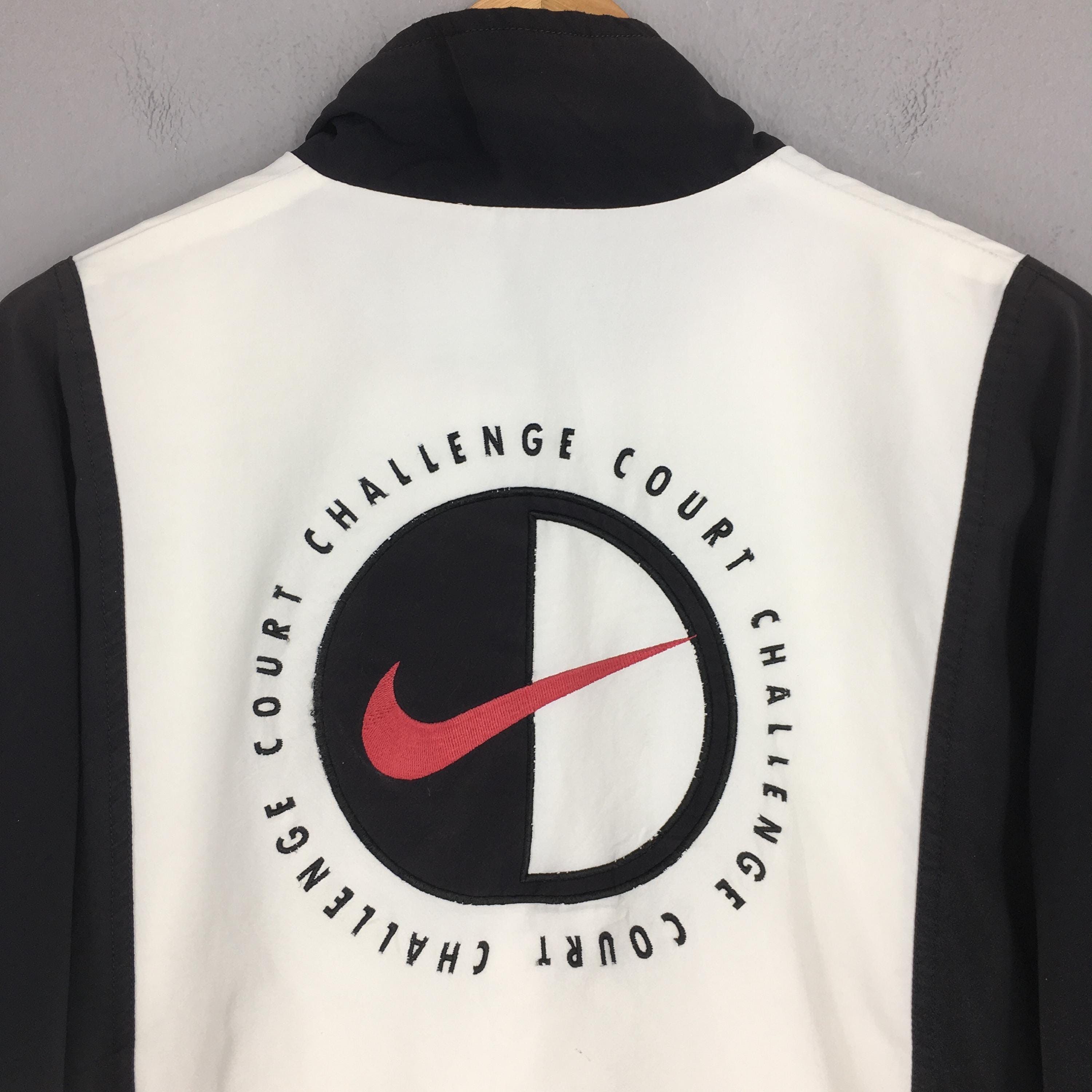 Nike Vintage 90's Nike Challenge Court Windbreaker Jacket XLarge Size US XL / EU 56 / 4 - 7 Thumbnail