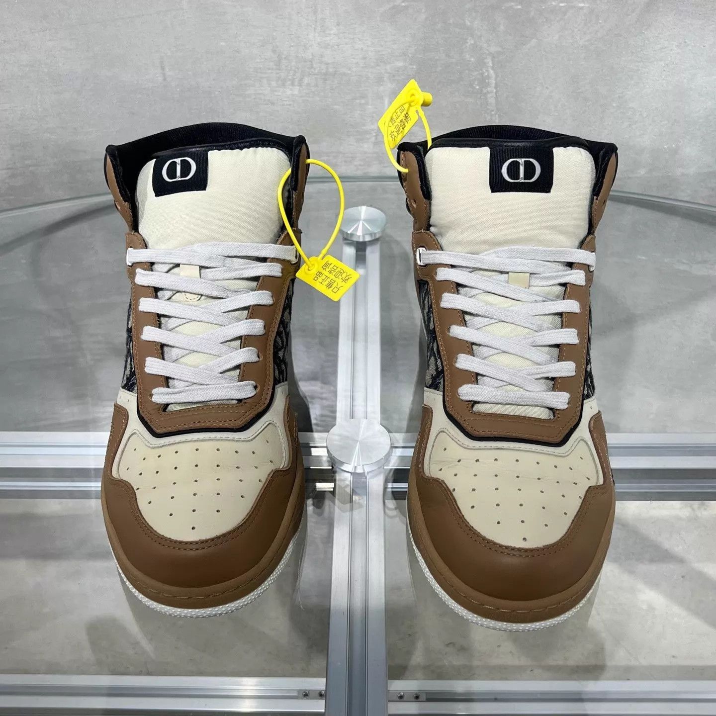 Dior Beige High-Top Sneakers Size 11 Size US 11 / EU 44 - 1 Thumbnail