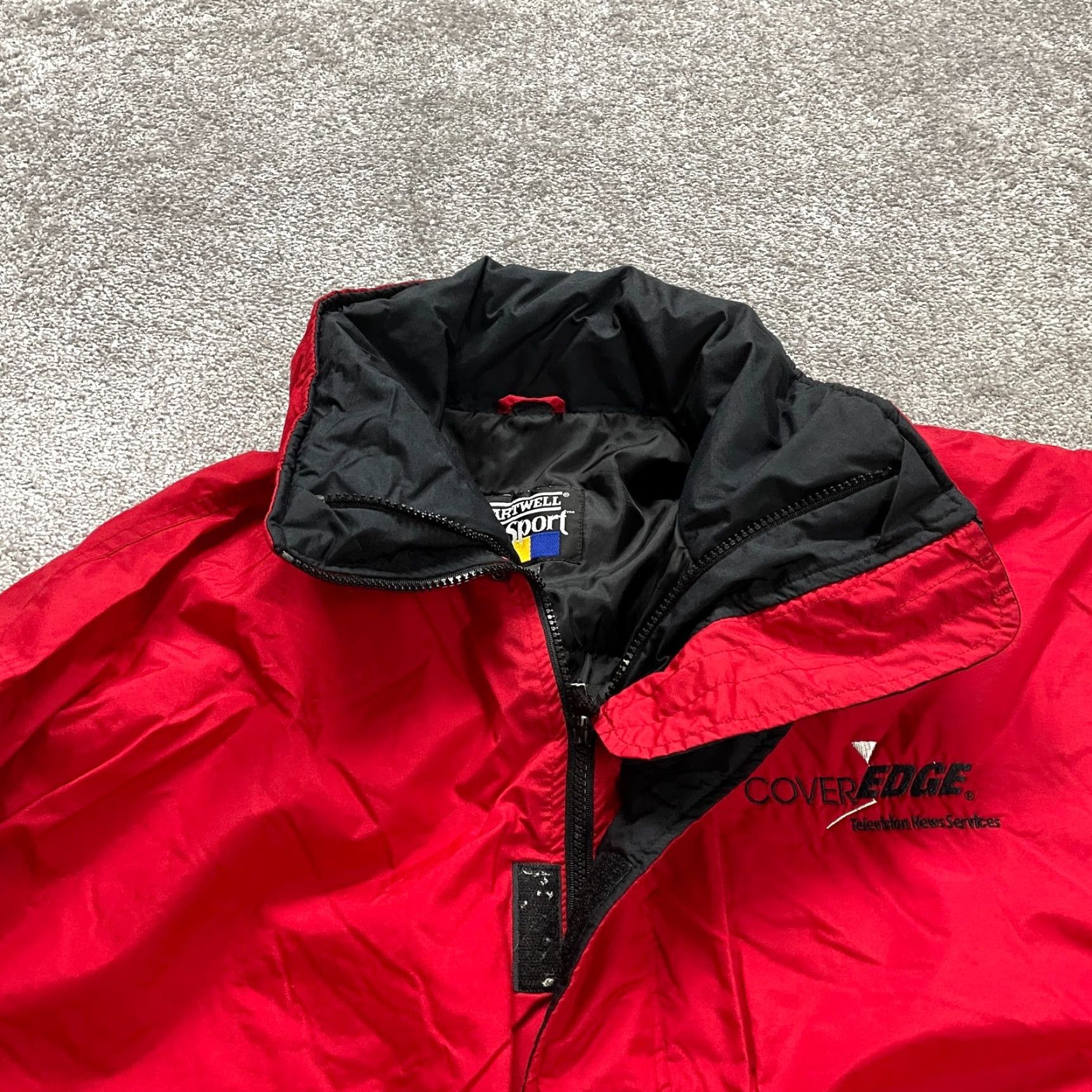 Vintage Hartwell ViaSport Windbreaker Jacket Men L Red Black Full Zip Pocket Outdoor Size US L / EU 52-54 / 3 - 3 Thumbnail