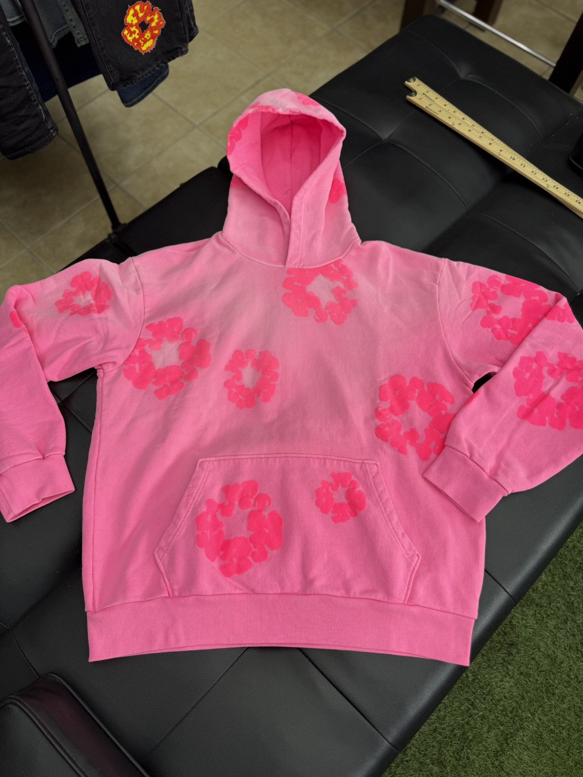 DENIM TEARS Denim Tears Pink 2025 Cotton Wreath Hoodie L (NEW) Size US L / EU 52-54 / 3 - 1 Thumbnail