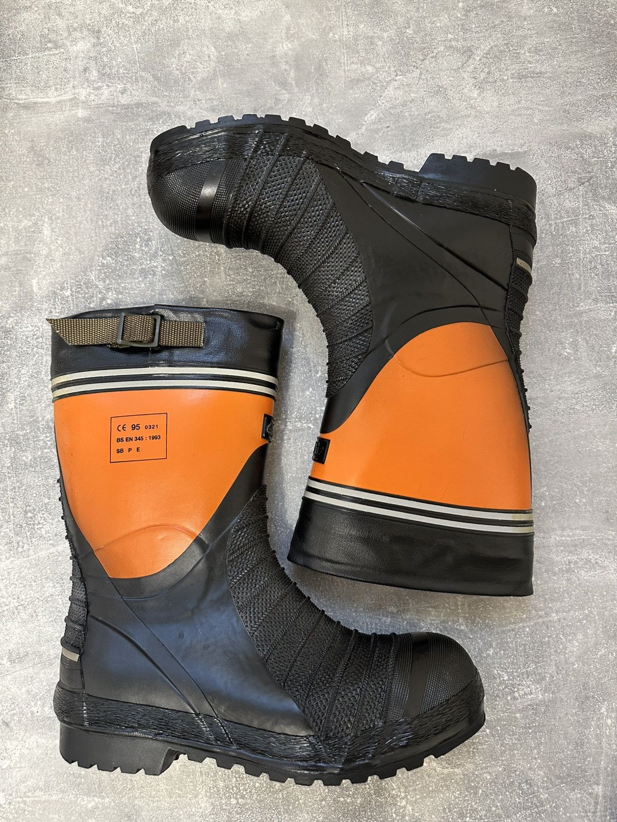 Vintage Vintage Combat WaterProof Boots Size US 10 / EU 43 - 2 Thumbnail