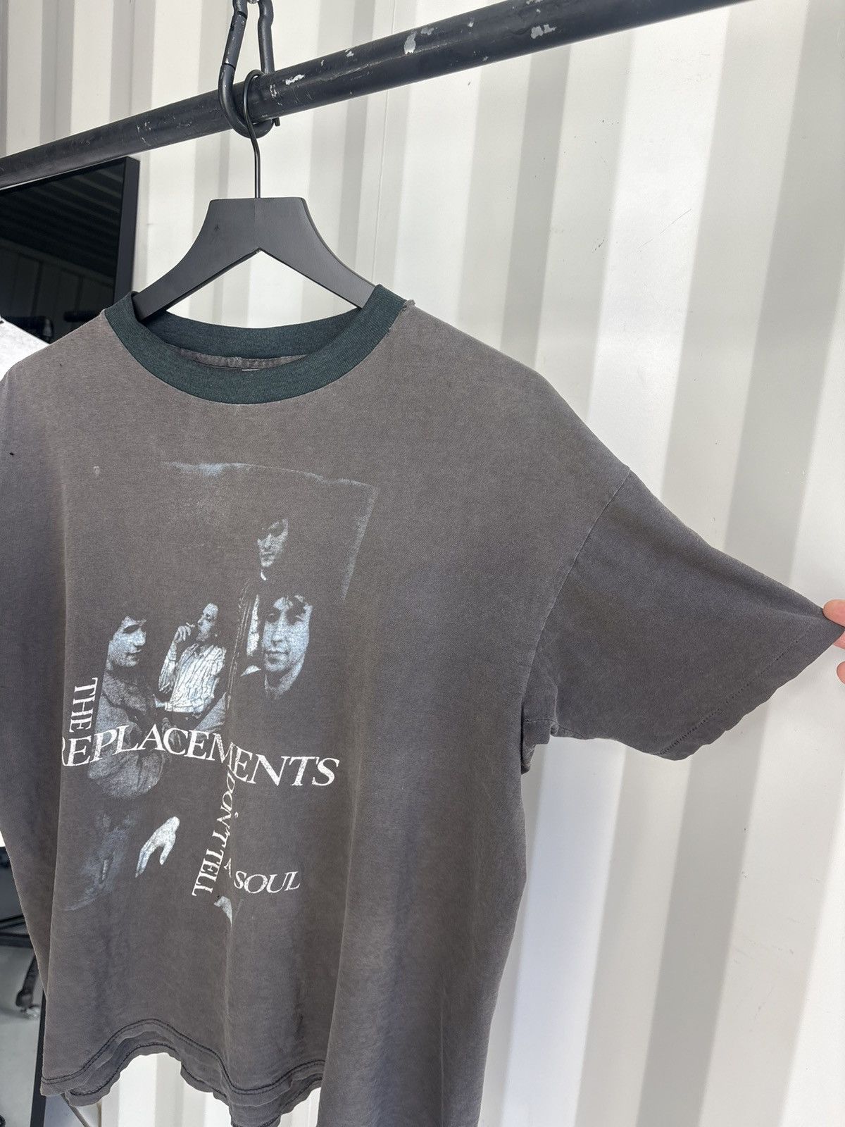 Band Tees Vintage The Replacements Faded Distressed Shirt GRUNGE Band Size US XL / EU 56 / 4 - 2 Thumbnail