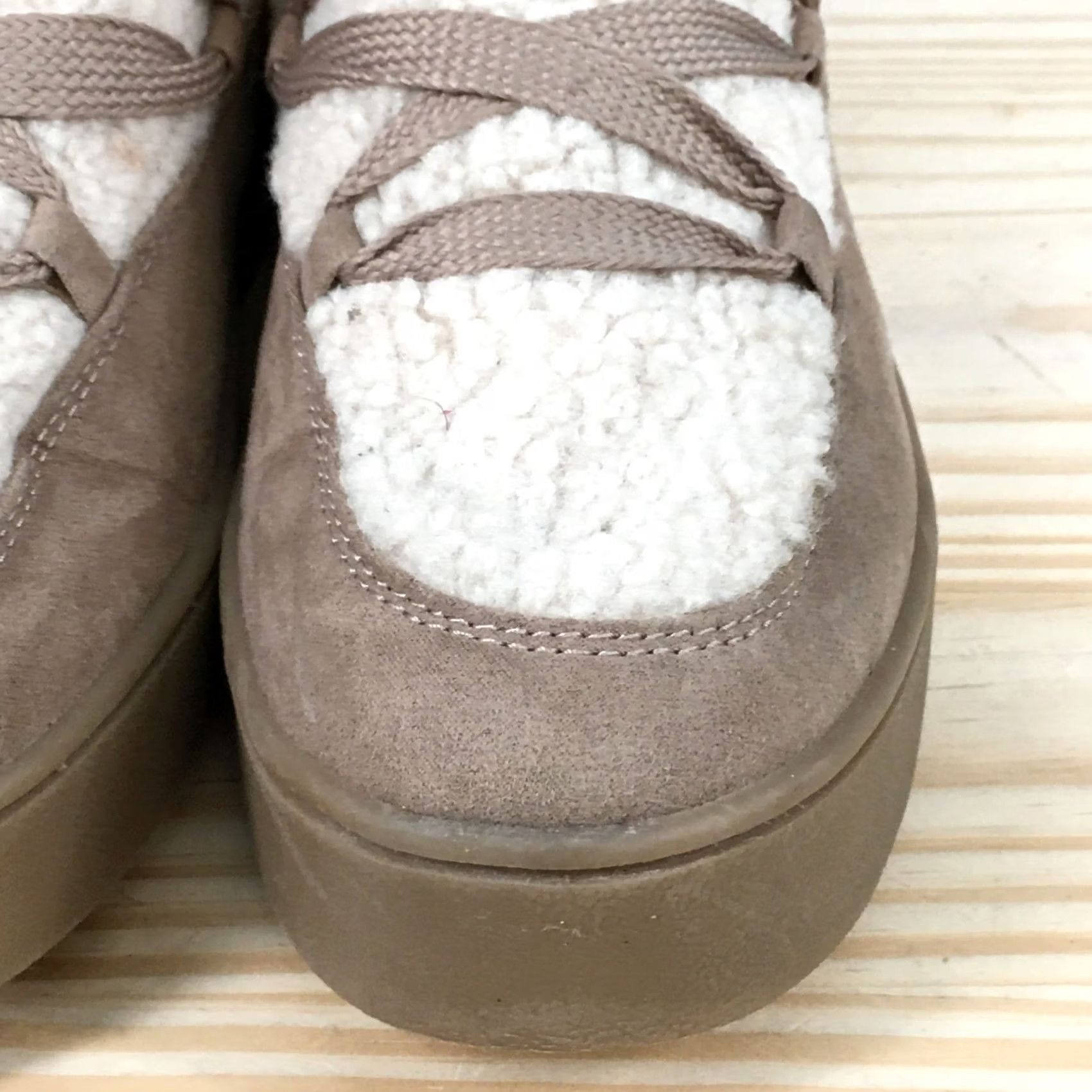 Vintage Universal Thread Winter Boots Women 8.5 Brown Birgitte Laced Up Comfort Faux Fur Boots Size US 9 / IT 39 - 7 Thumbnail