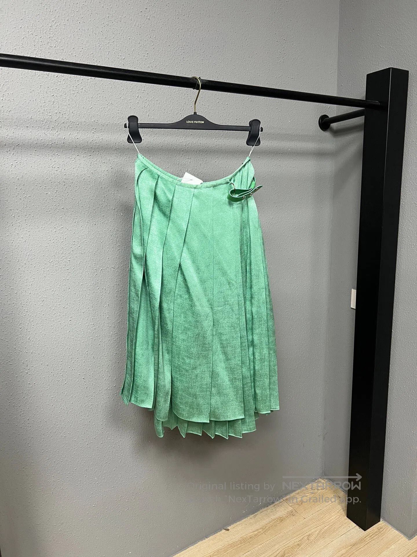 Fendi Fendi Green Pleated Skirt with Leather Strap. Size 39" - 1 Thumbnail