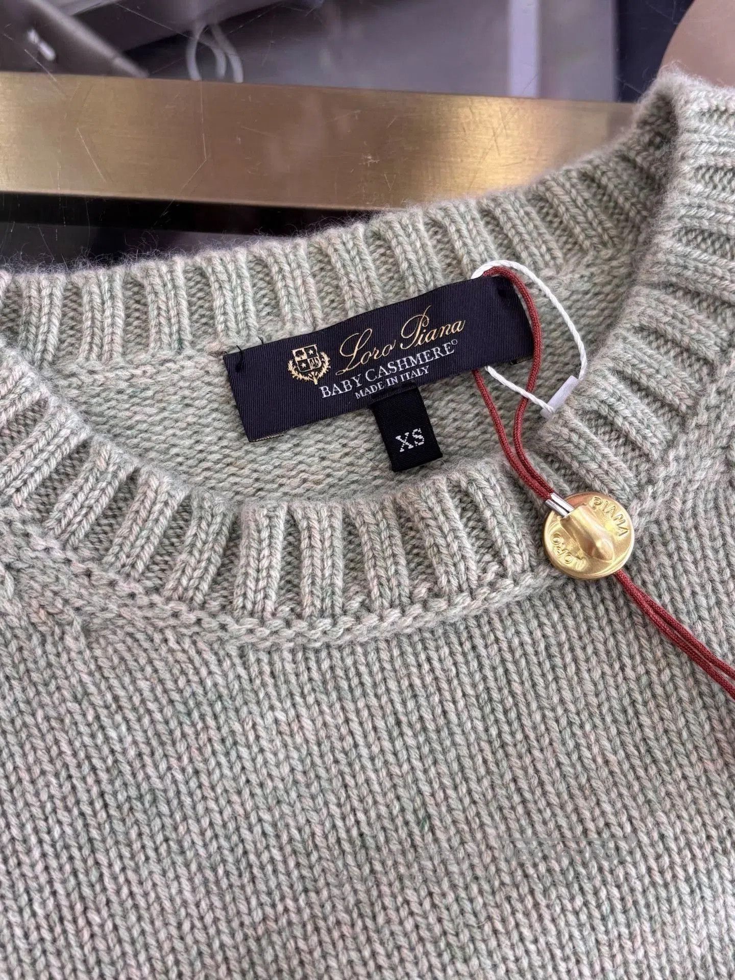 Loro Piana Loro Piana Women's Saddle Shoulder Sweater. Size XS / US 0-2 / IT 36-38 - 8 Thumbnail