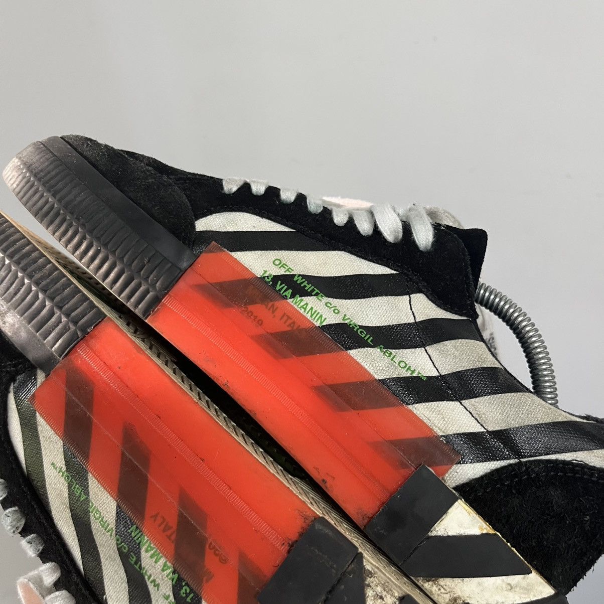 Off-White Off-white Vulcanized Shoes Size US 8 / EU 41 - 8 Thumbnail