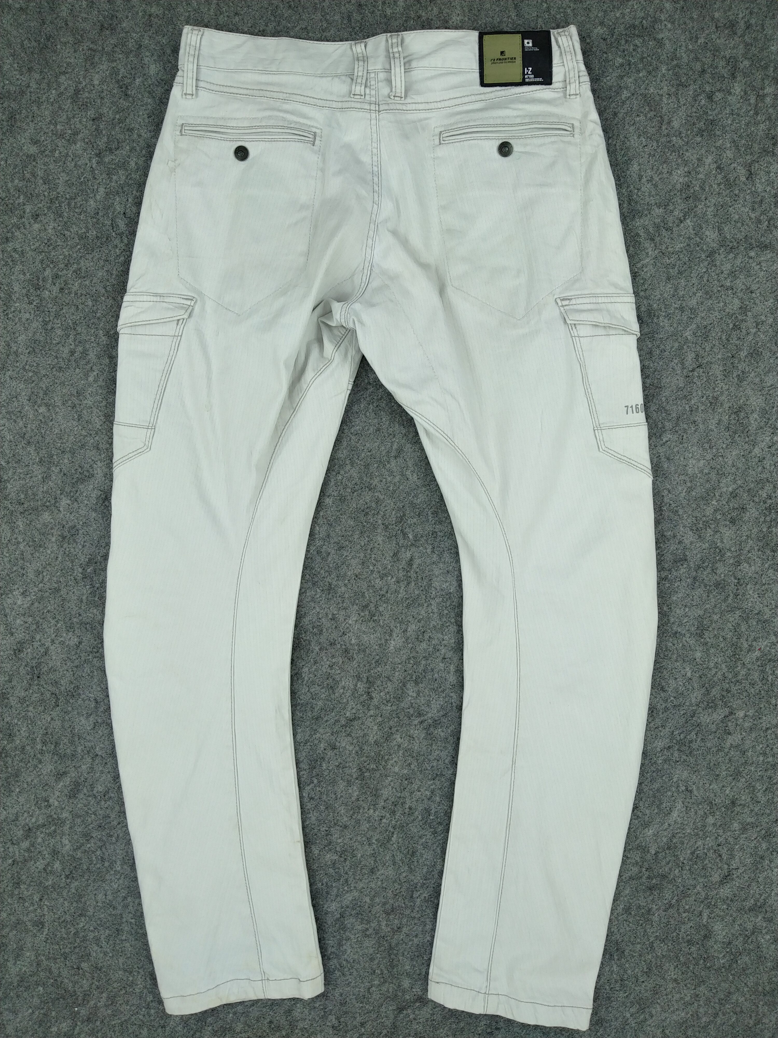 Japanese Brand I'Z Frontier Japanese Brand Cargo Multi Pocket Pants -CP189 Size US 33 - 2 Thumbnail