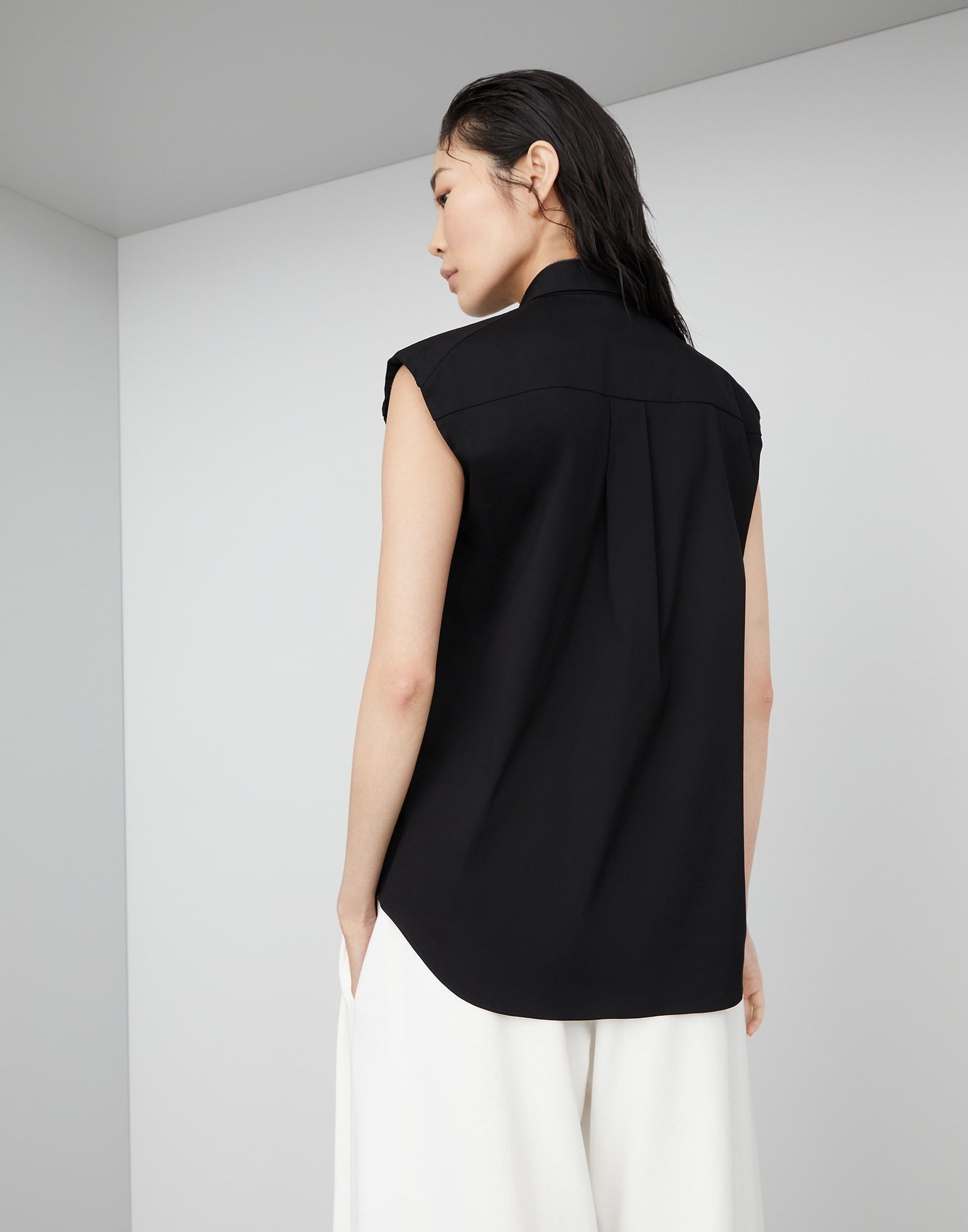 Brunello Cucinelli o1w1db10825 Blouse in Black Size XL / US 12-14 / IT 48-50 - 2 Thumbnail