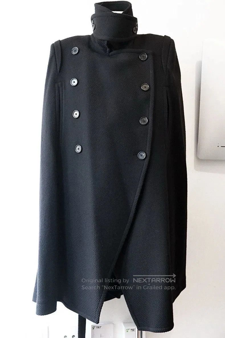 Ann Demeulemeester Ann Demeulemeester 2010 Reversible Wool Cape. Size US M / EU 48-50 / 2 - 5 Thumbnail