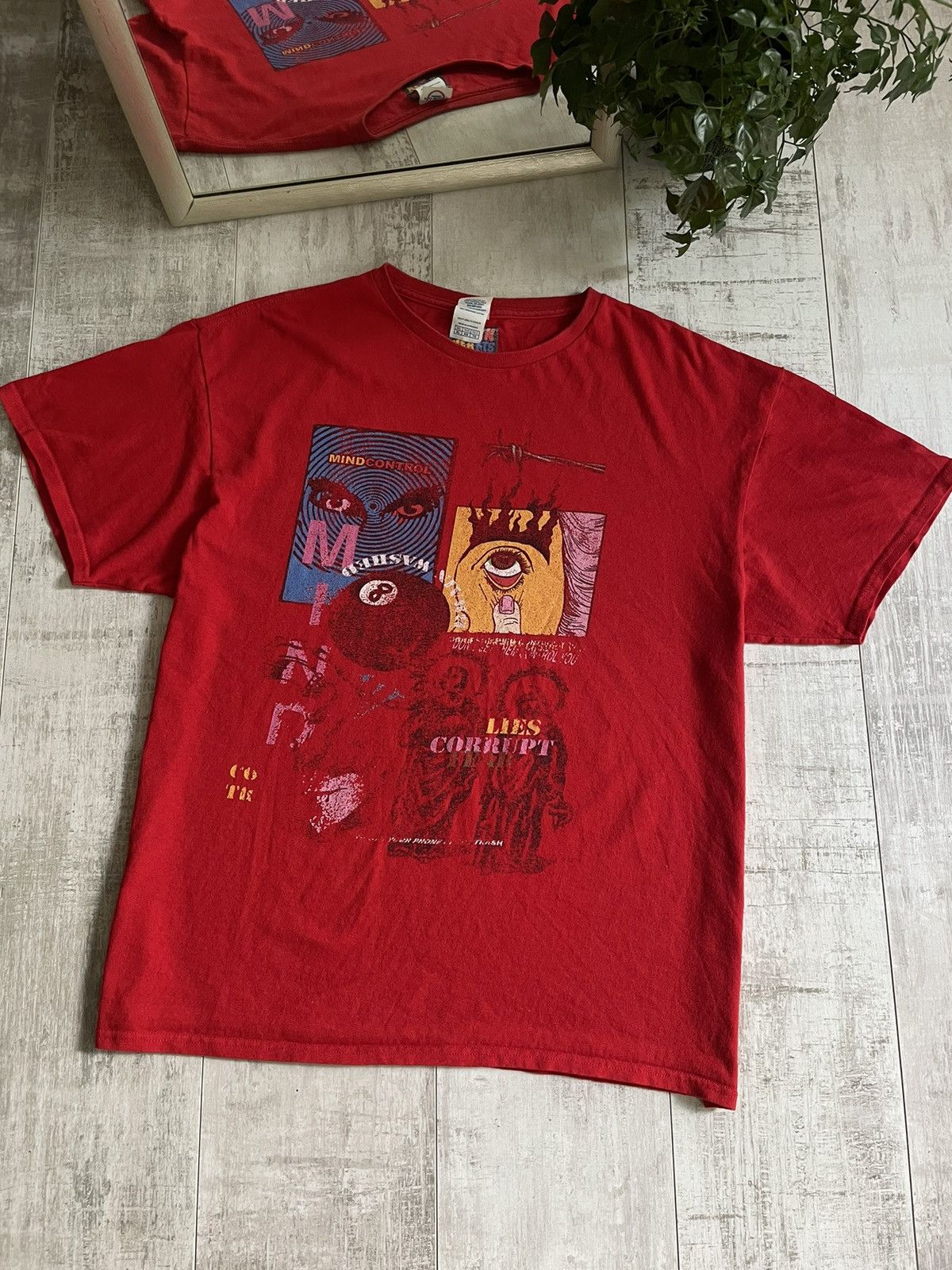 Vintage Vintage Y2K Teenhearts Drugs Art T-Shirt RARE Size US XL / EU 56 / 4 - 2 Thumbnail