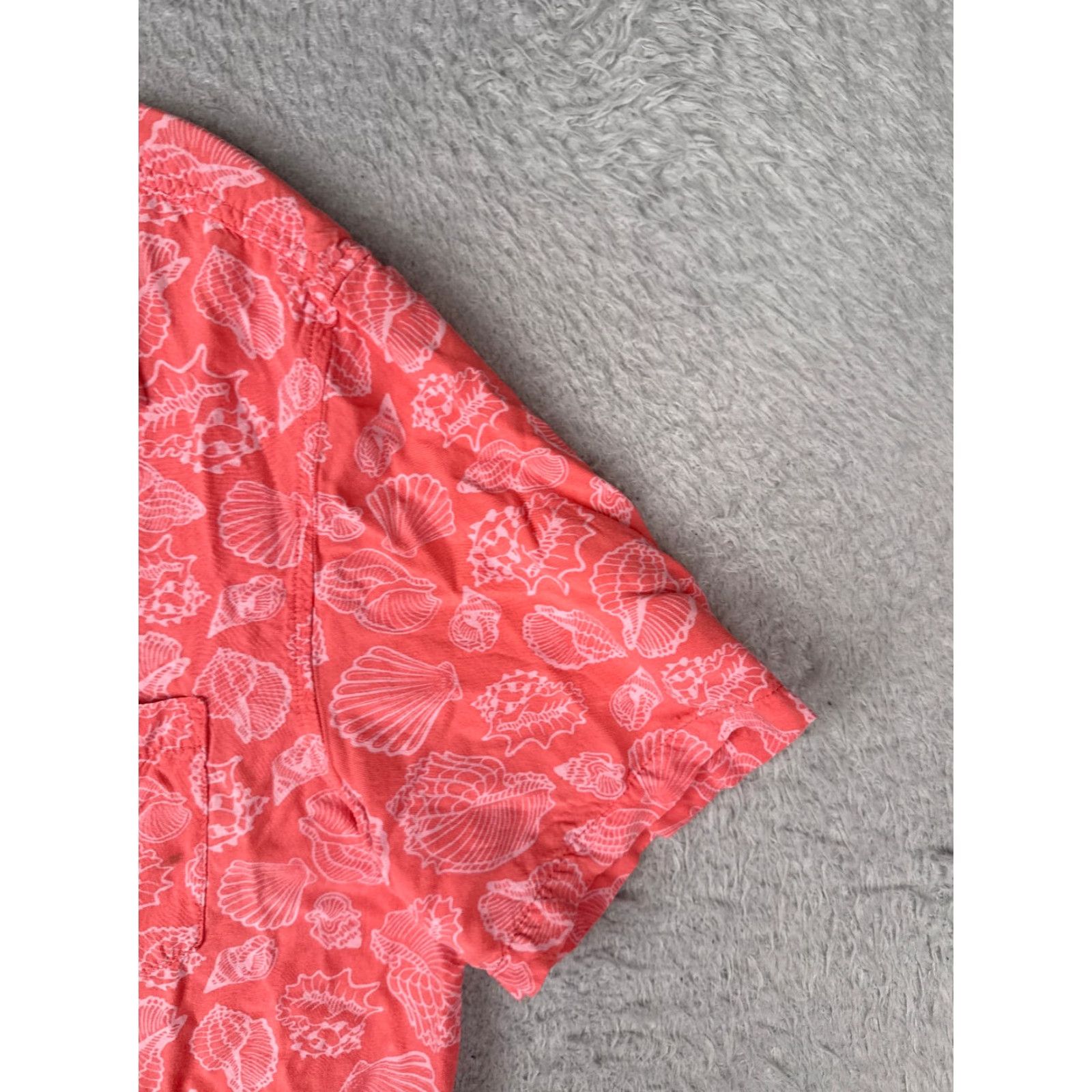Vintage Cove Shirt Men M Pink White Seashells 100% Rayon Button Up Pocket Hawaiian Logo: Resort Vacation Luau Aloha American Geometric Short Sleeve Size US M / EU 48-50 / 2 - 2 Thumbnail